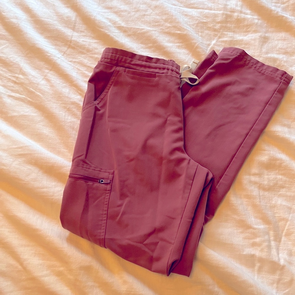 OG mauve figs scrub pants